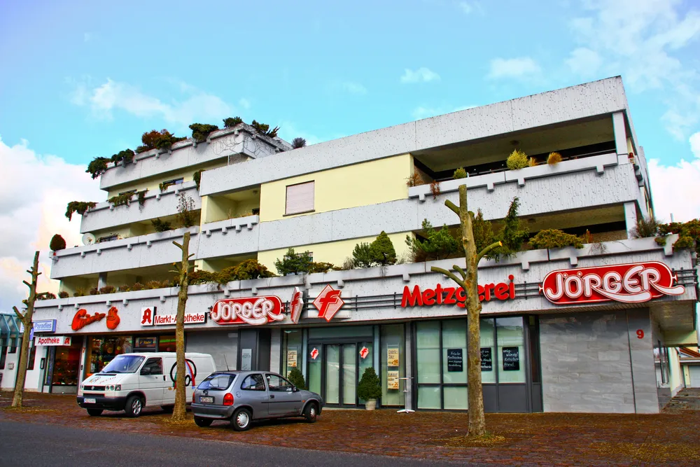 Metzgerei Jörger im Geschäftshaus an der Bahnhofsanlage